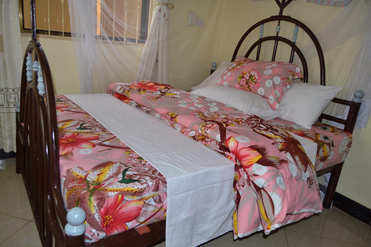 Barcelona Lodge Bagamoyo Extérieur photo