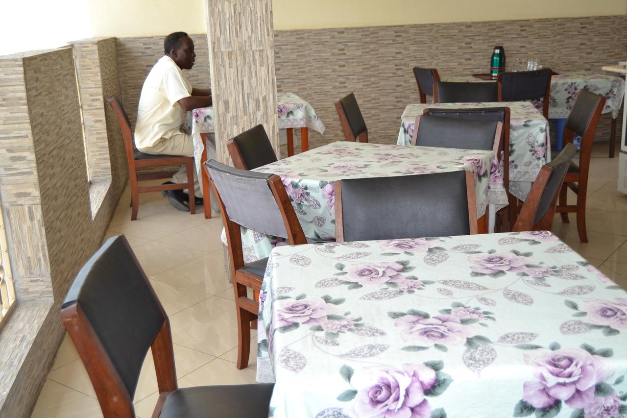 Barcelona Lodge Bagamoyo Extérieur photo