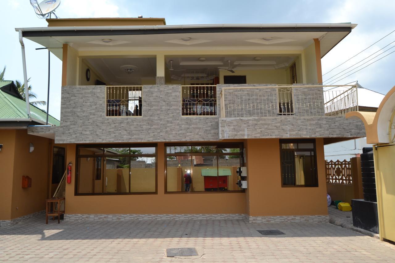 Barcelona Lodge Bagamoyo Extérieur photo